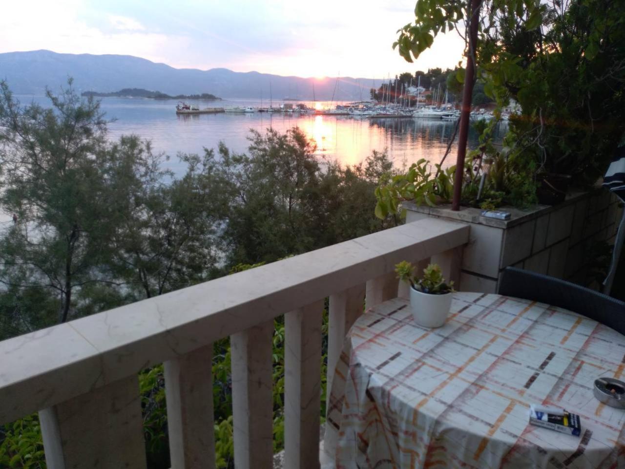 Hotel Stone House Gregov Lumbarda Exterior foto